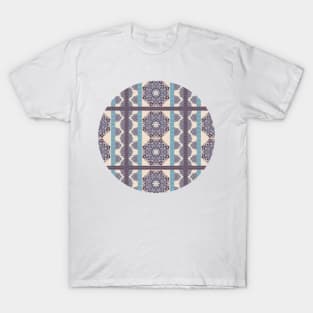 Arabesque Pattern (Decorative Border) T-Shirt